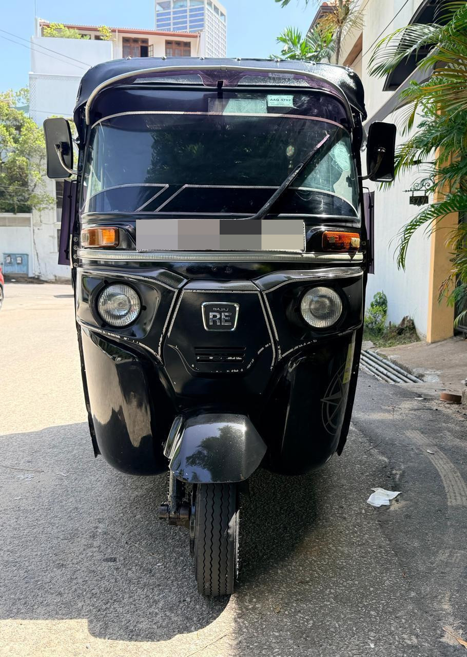 Bajaj 4 stroke 2014 - Used Three wheeler sale in Sri Lanka - patpat.lk