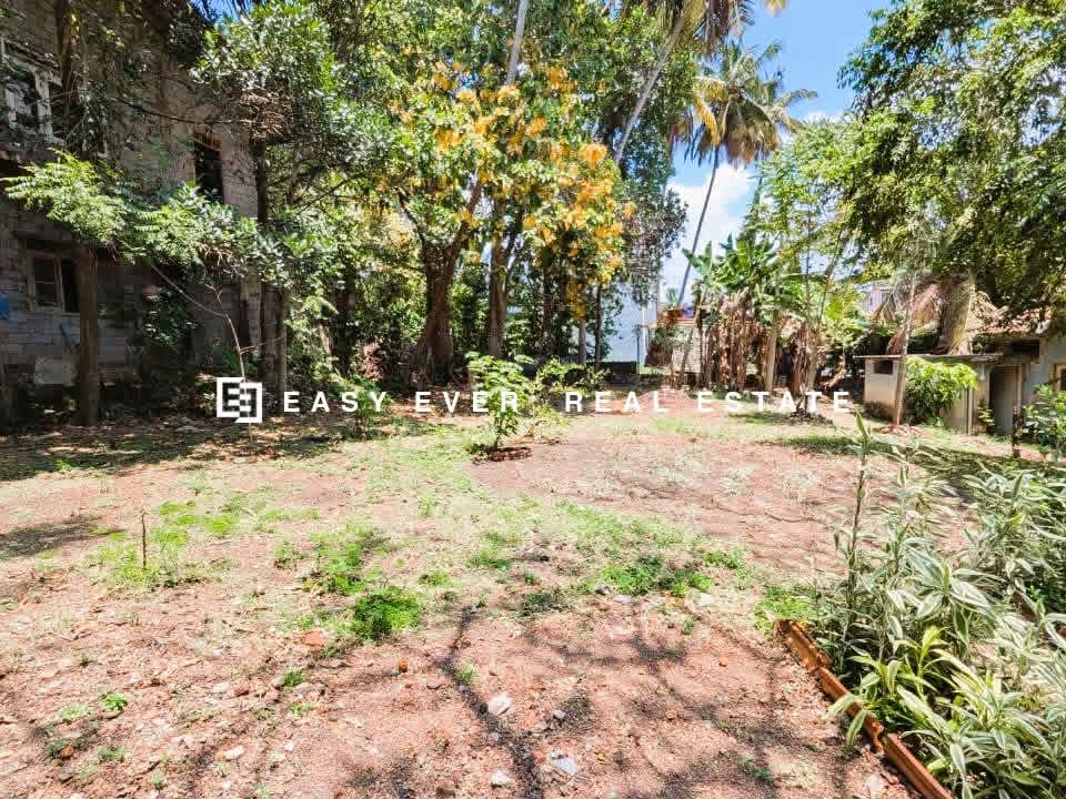 Residential Land for Sale in Moratuwa
