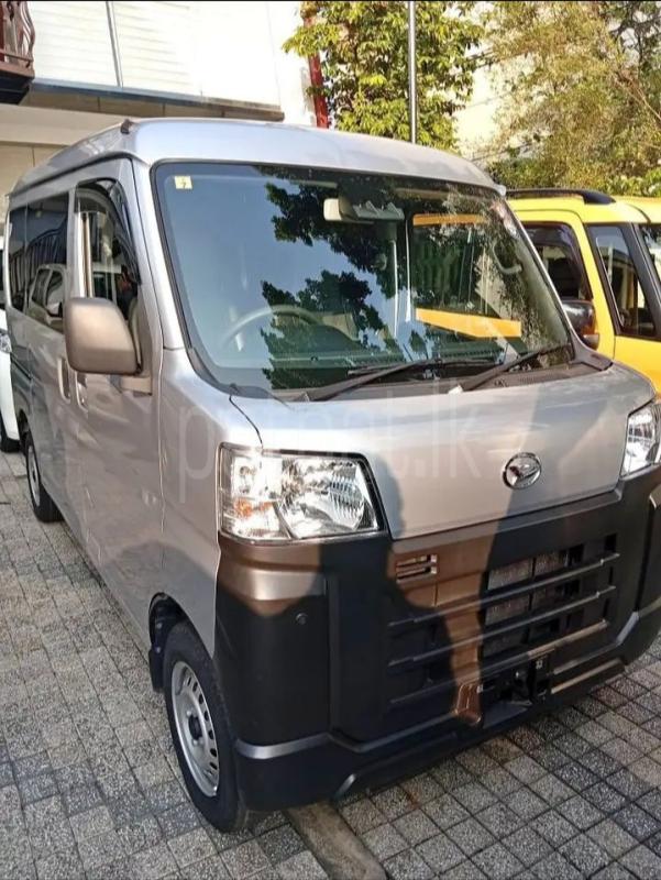 Advertisement image 1