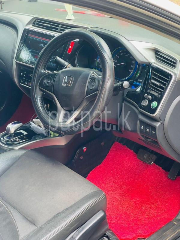 Advertisement image 6