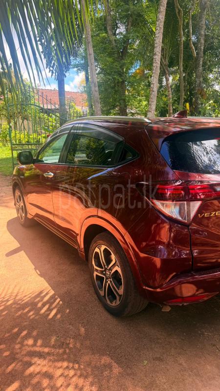 Honda Vezel 2015 - பயன்படுத்தப்பட்டது SUV sale in Sri Lanka - patpat.lk