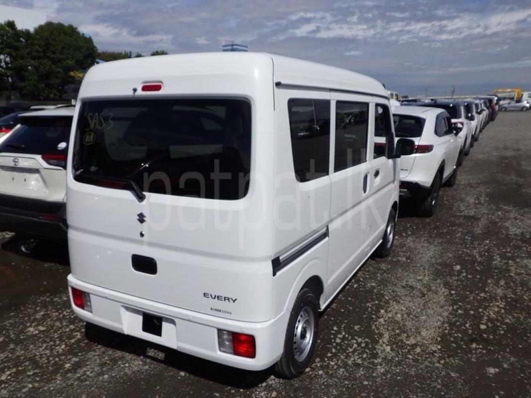 Advertisement image 1