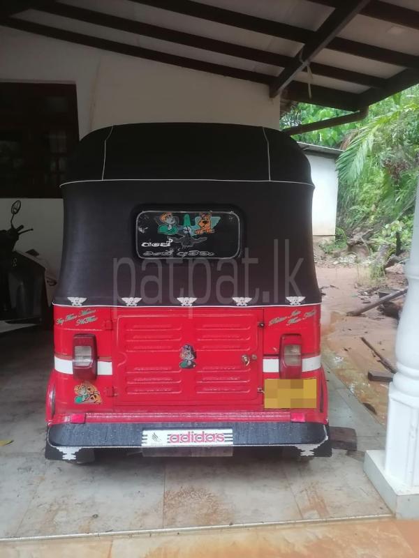 Bajaj Three Wheel 2006 - பயன்படுத்தப்பட்டது முச்சக்கர வண்டி sale in Sri Lanka - patpat.lk
