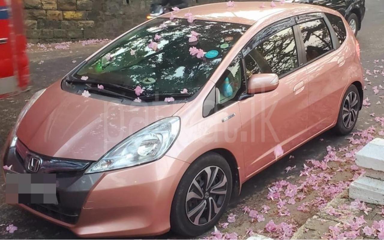 Advertisement image 1