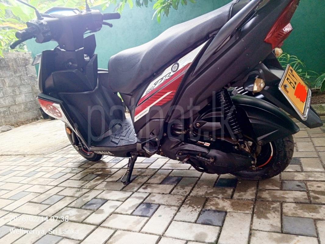 Advertisement image 1