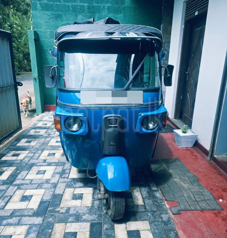 Bajaj Three Wheel 2011 - பயன்படுத்தப்பட்டது முச்சக்கர வண்டி sale in Sri Lanka - patpat.lk