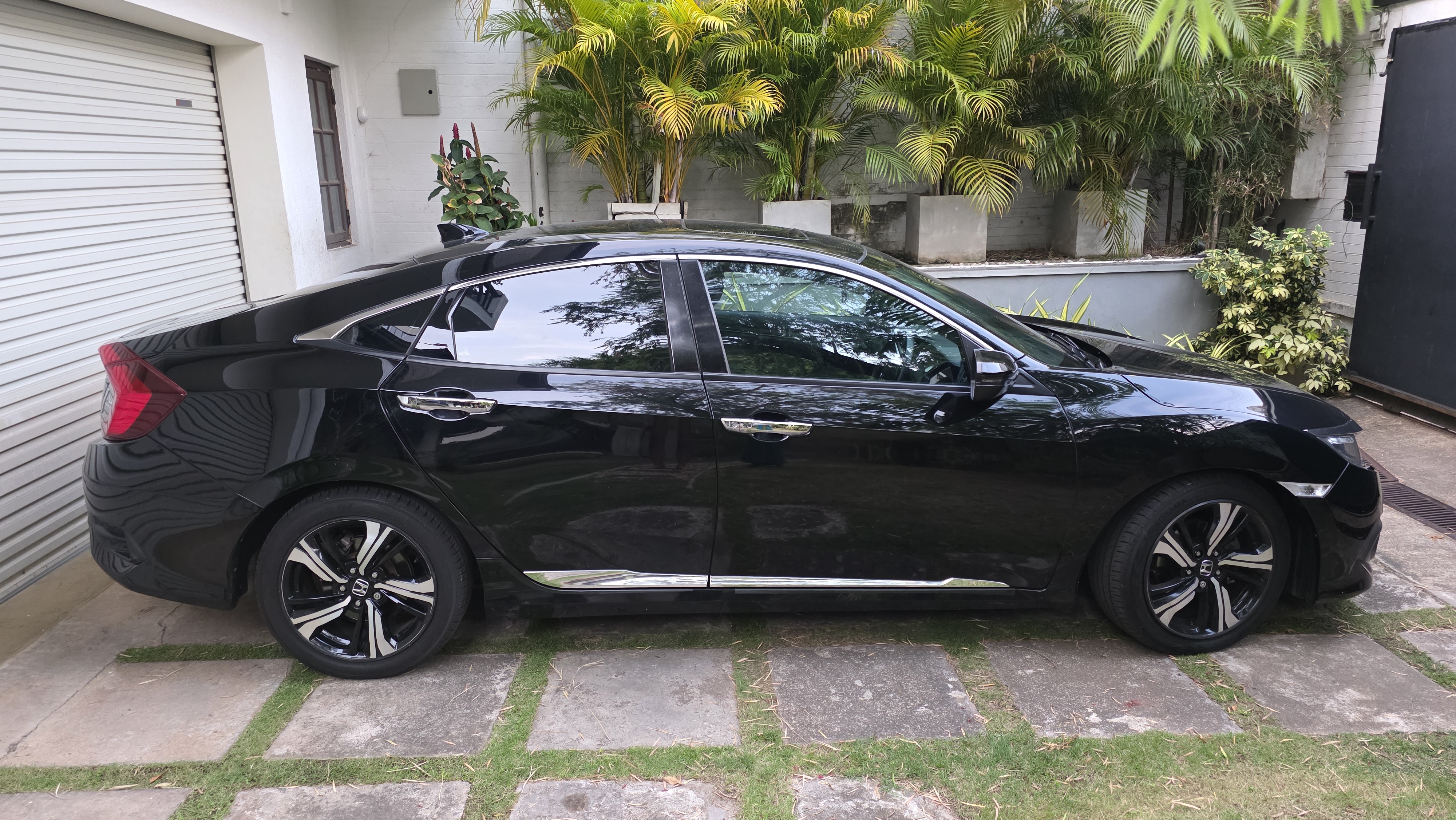 Honda Civic 2018 - Used Car sale in Sri Lanka - patpat.lk