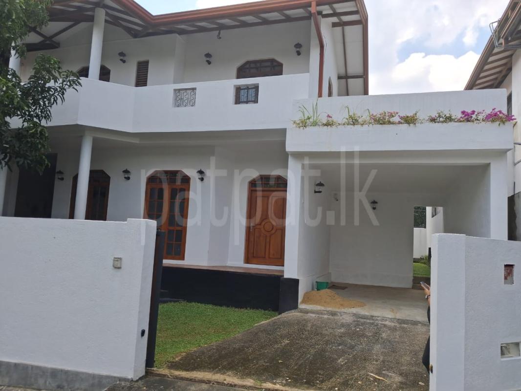 House for Sale in Malabe ads-image-1