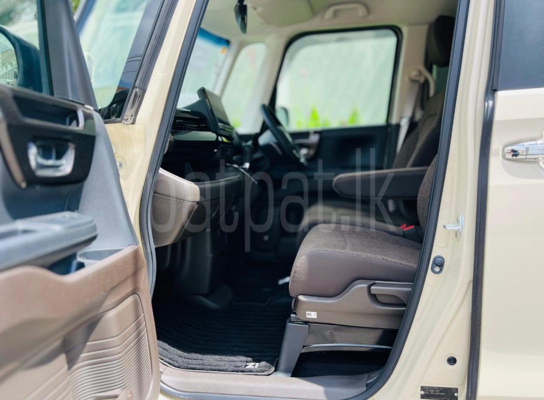 Honda N BOX 2024 - අලුත් කාර් sale in Sri Lanka - patpat.lk