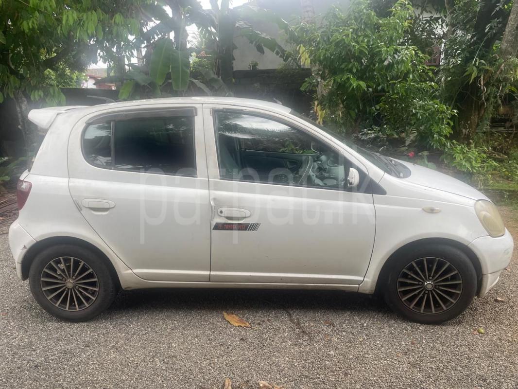 Toyota Vitz 2009 - Used Car sale in Sri Lanka - patpat.lk