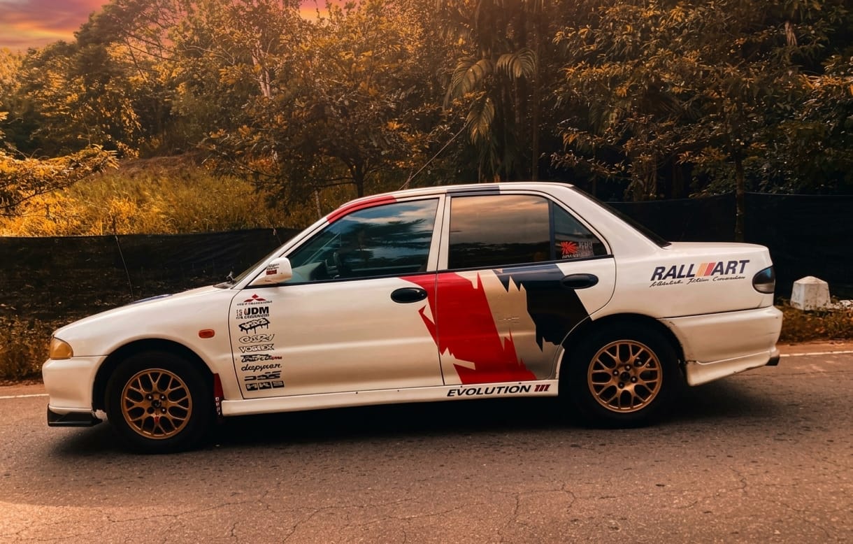 Mitsubishi Lancer 1993 - பயன்படுத்தப்பட்டது கார் sale in Sri Lanka - patpat.lk