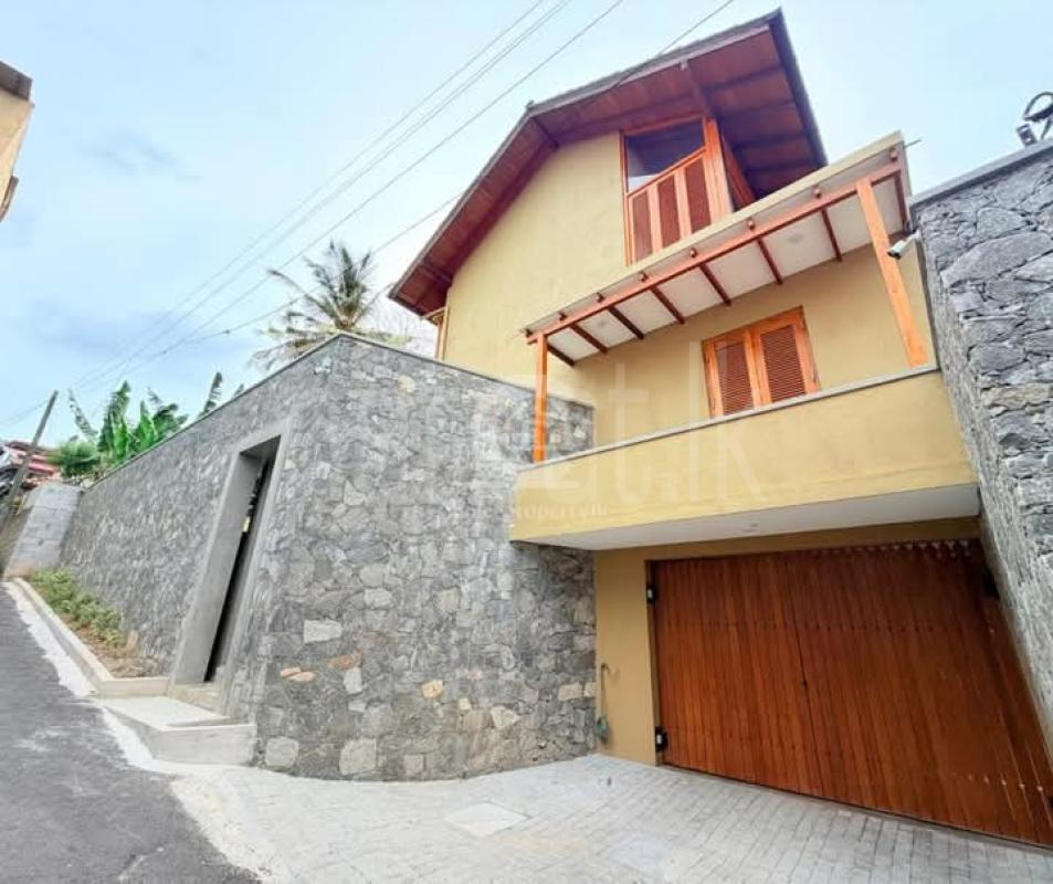 House for Sale in Nugegoda