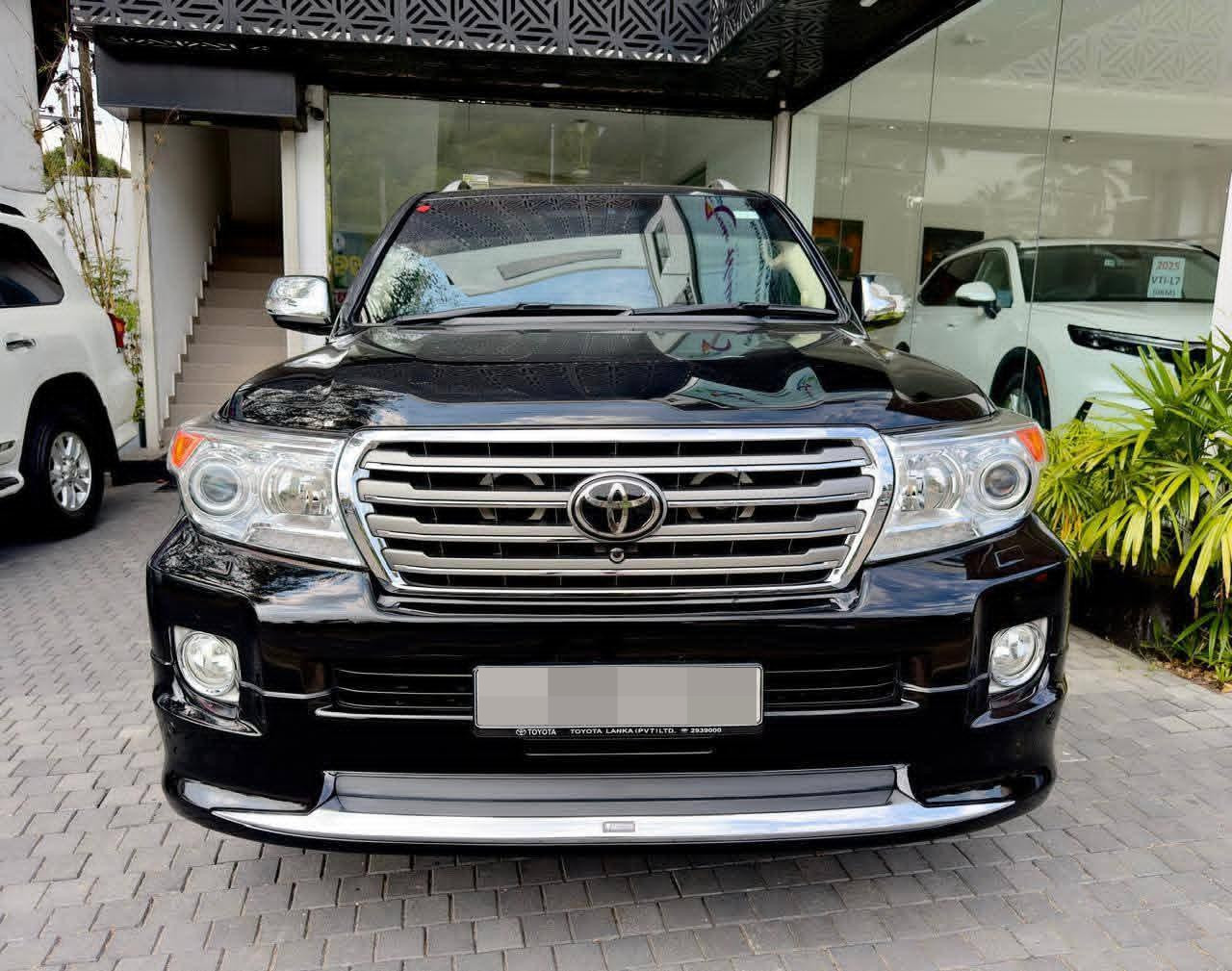 Toyota Land Cruiser Prado 2015 ads-image-1