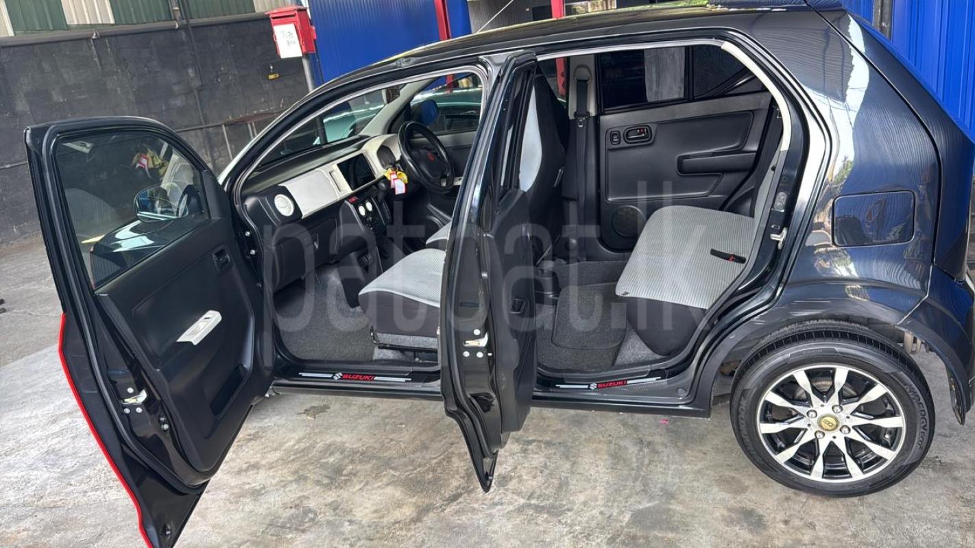 Advertisement image 6