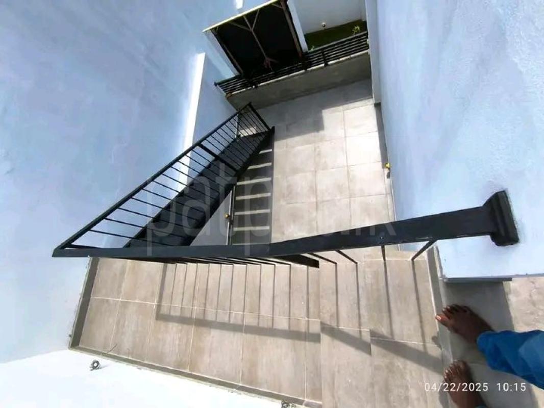House for Sale in Athurugiriya