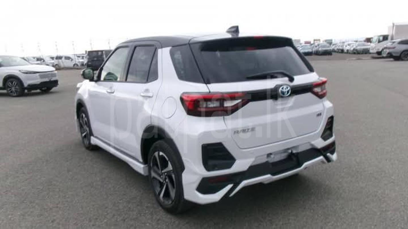 Advertisement image 1