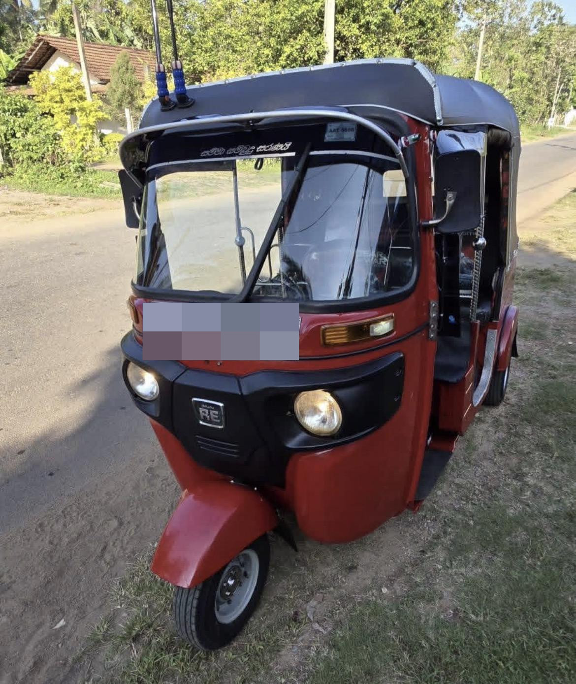 Bajaj Three Wheel 2014 - Used Three wheeler sale in Sri Lanka - patpat.lk