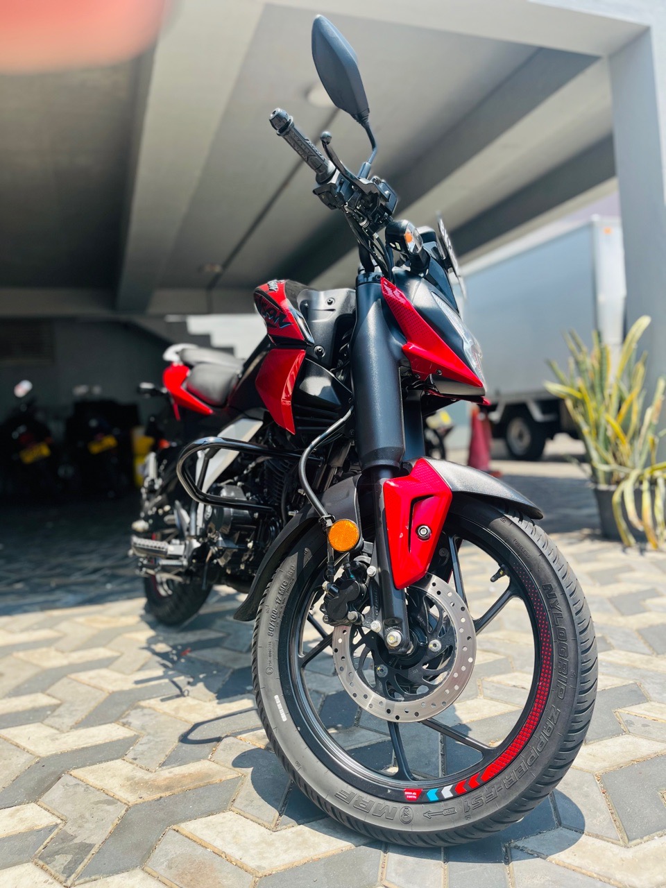 Advertisement image 1