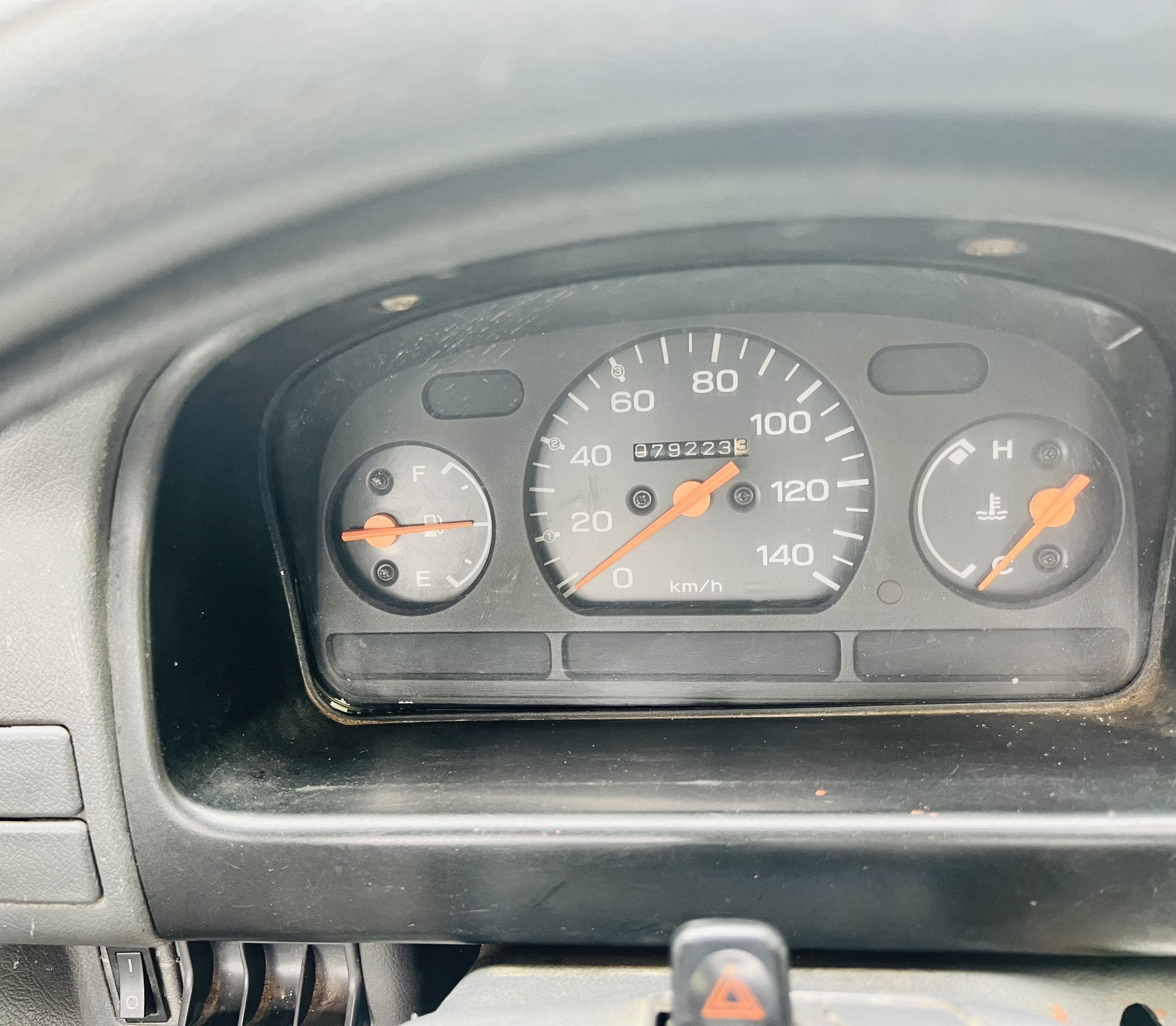 Suzuki Carry 1999 - பயன்படுத்தப்பட்டது டிரக் sale in Sri Lanka - patpat.lk
