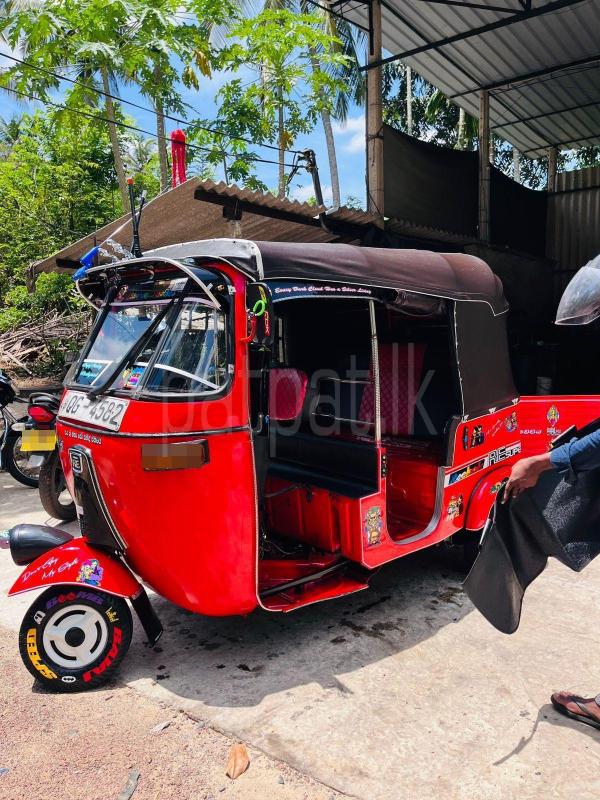 Bajaj Three Wheel 2006 - பயன்படுத்தப்பட்டது முச்சக்கர வண்டி sale in Sri Lanka - patpat.lk