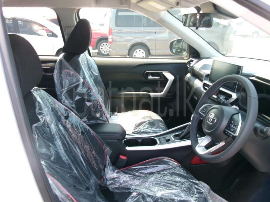 Advertisement image 6