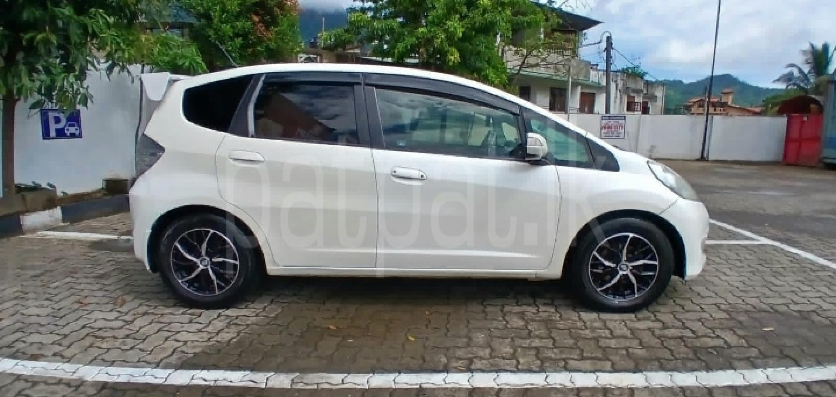 Honda Fit 2011 - Used Car sale in Sri Lanka - patpat.lk