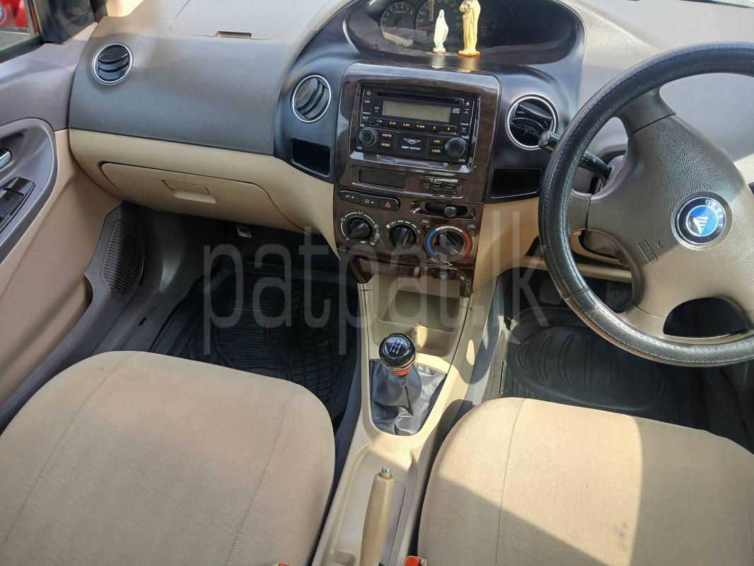 Micro MX7 2015 - භාවිතා කරන ලද කාර් sale in Sri Lanka - patpat.lk