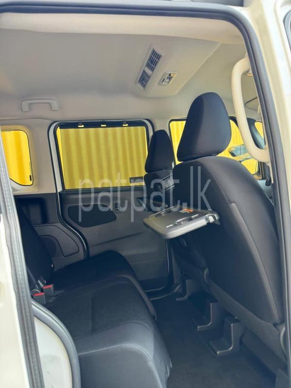 Advertisement image 6