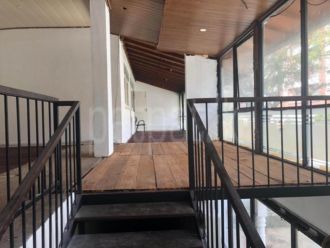 Building for Rent in Bambalapitiya (Colombo 04)