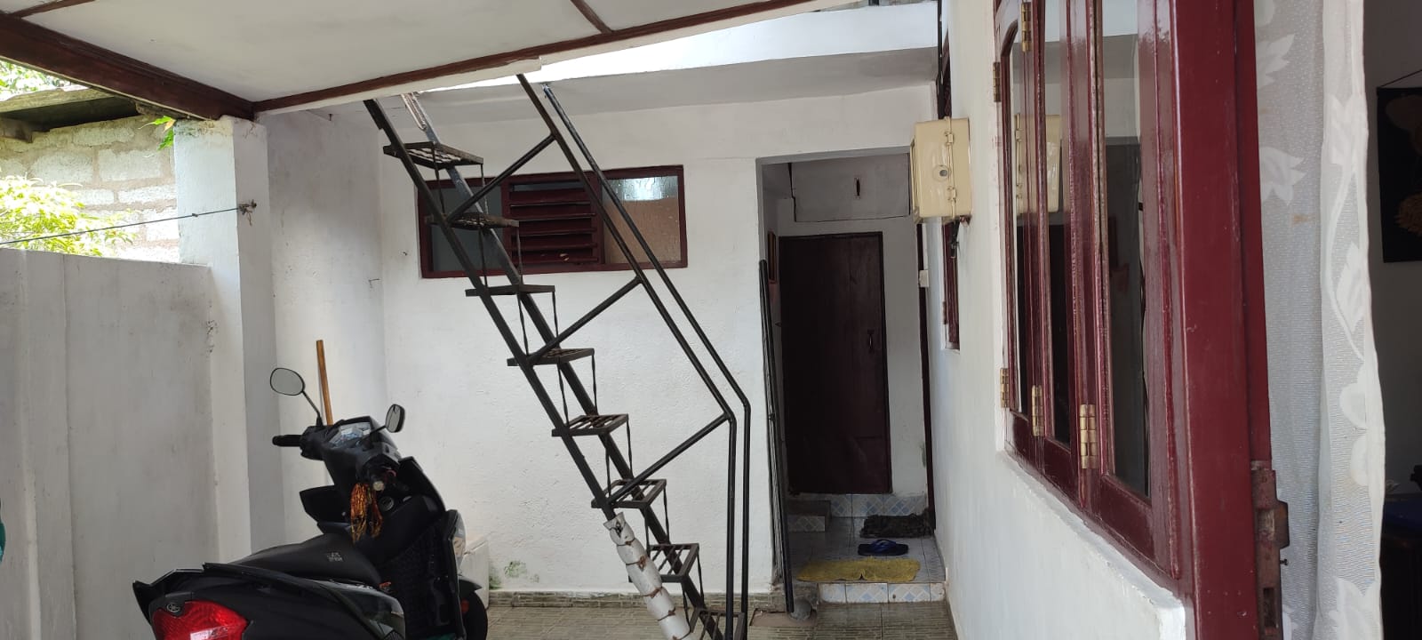 House for Sale in Ratmalana ads-image-1