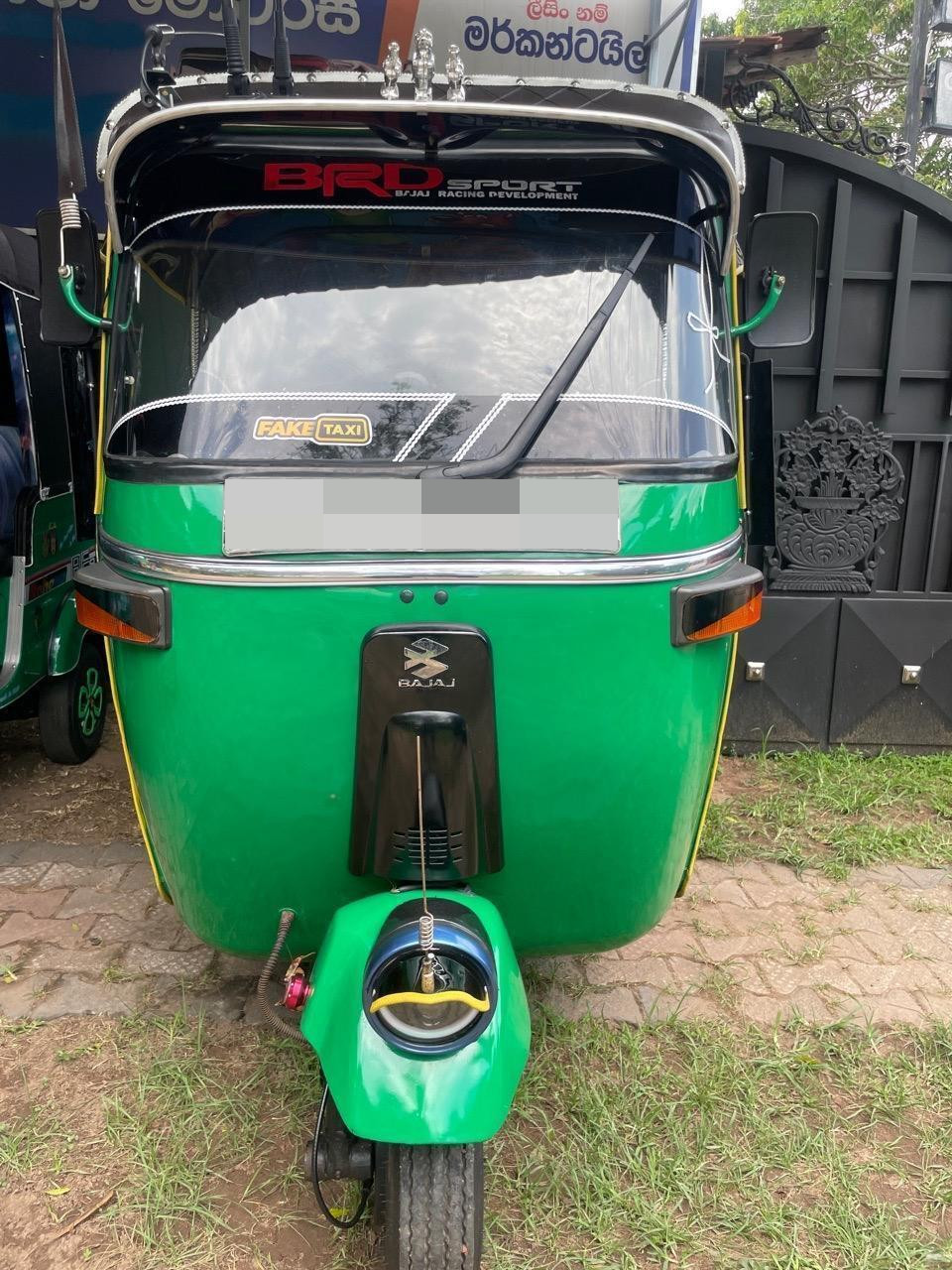 Bajaj Three Wheel 2009 - භාවිතා කරන ලද ත්‍රිරෝද රථය sale in Sri Lanka - patpat.lk