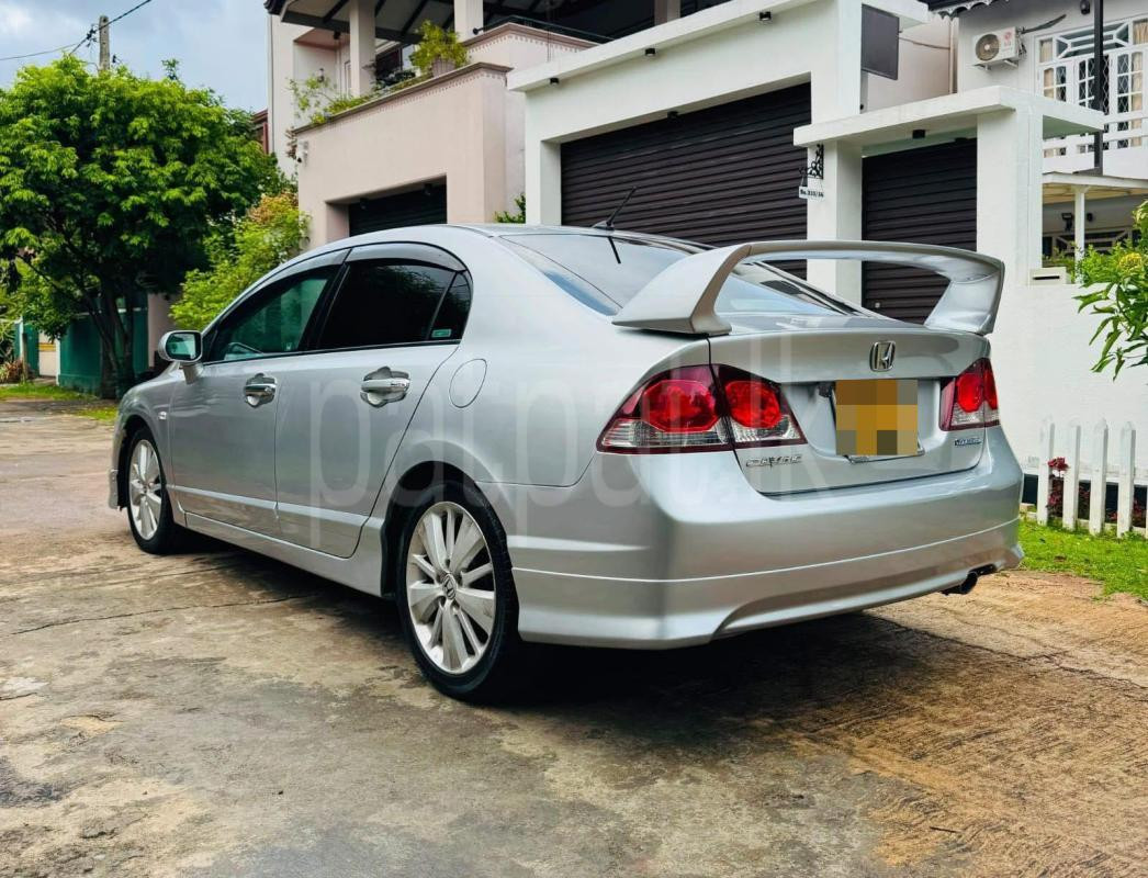 Honda Civic 2010 - භාවිතා කරන ලද කාර් sale in Sri Lanka - patpat.lk