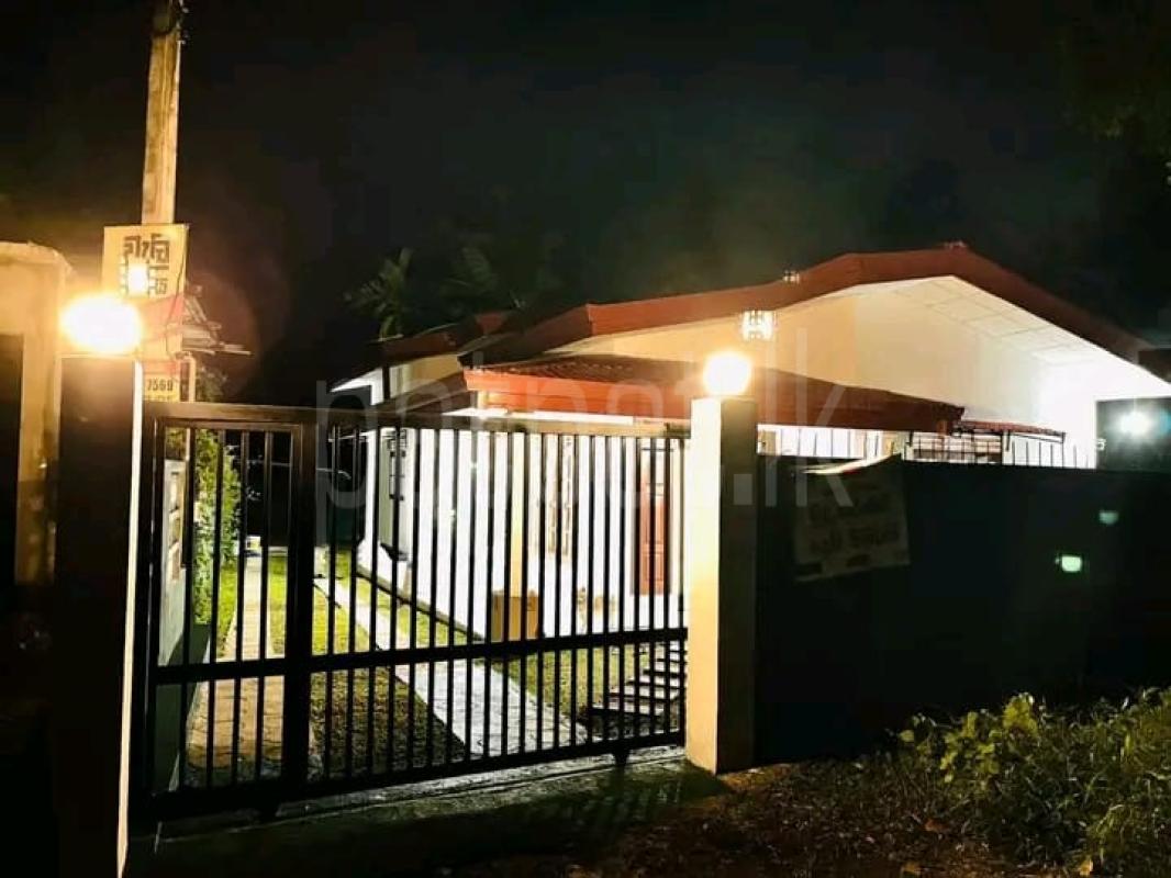 House for Sale in Weliveriya ads-image-1