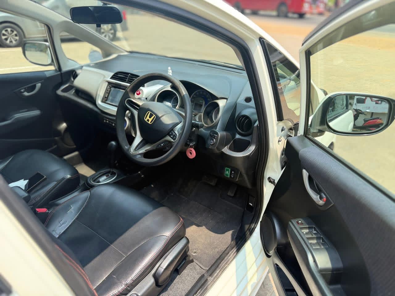 Advertisement image 6