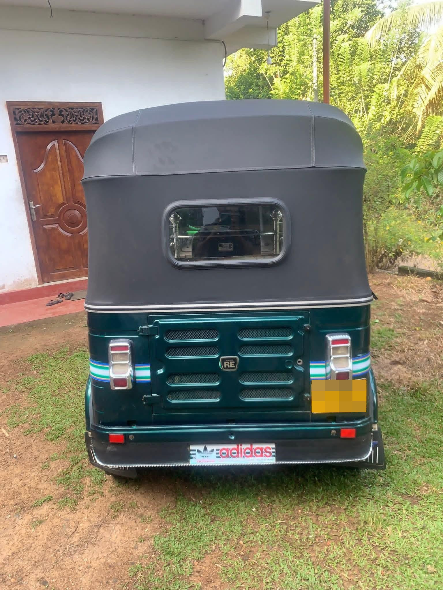 Bajaj Three Wheel 2016 - Used Three wheeler sale in Sri Lanka - patpat.lk