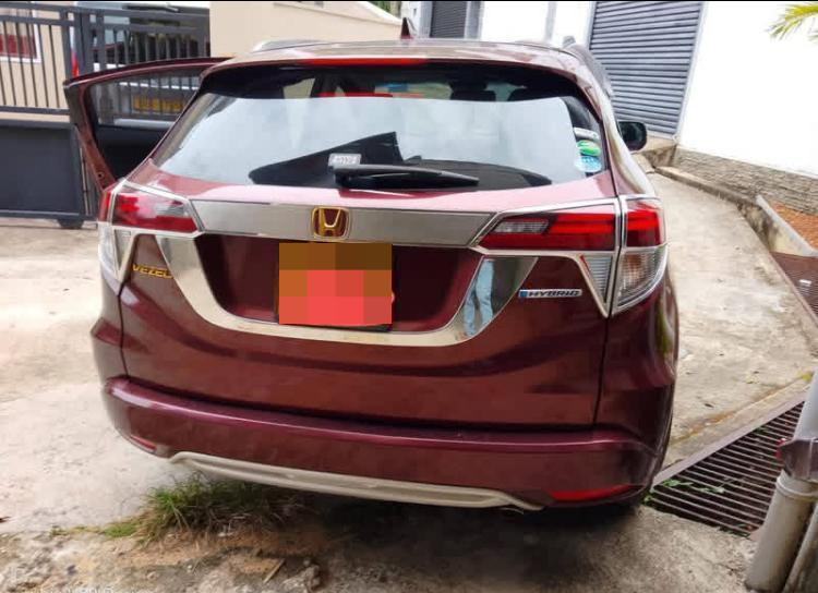 Honda Vezel 2015 - பயன்படுத்தப்பட்டது SUV sale in Sri Lanka - patpat.lk