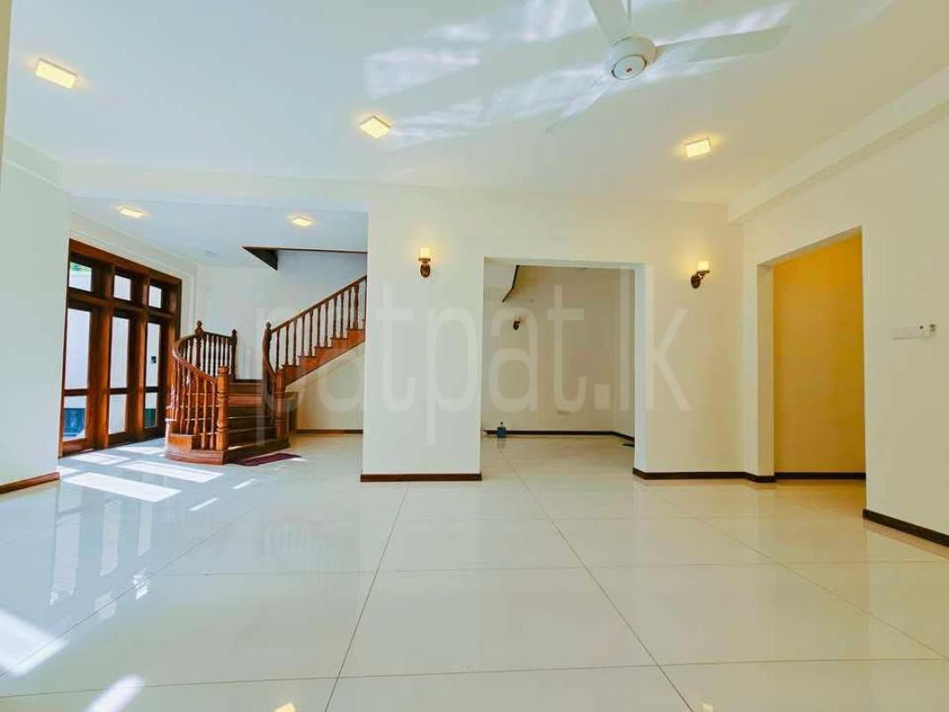 House for Sale in Piliyandala