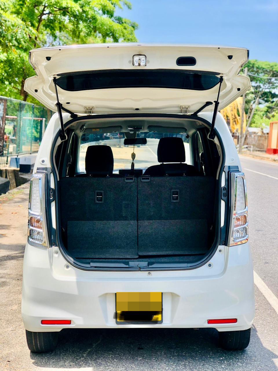 Suzuki Wagon R 2015 - பயன்படுத்தப்பட்டது கார் sale in Sri Lanka - patpat.lk