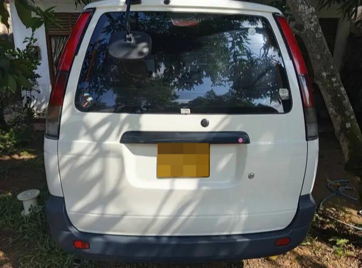 Toyota Noah 1999 - பயன்படுத்தப்பட்டது வேன் sale in Sri Lanka - patpat.lk