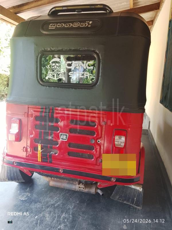Bajaj Three Wheel 2015 - பயன்படுத்தப்பட்டது முச்சக்கர வண்டி sale in Sri Lanka - patpat.lk