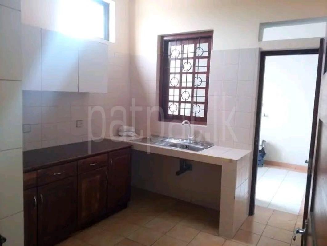 House for Rent in Bambalapitiya (Colombo 04)