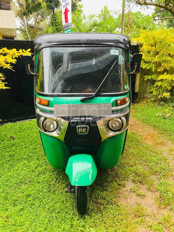 Bajaj Three Wheel 2015 - பயன்படுத்தப்பட்டது முச்சக்கர வண்டி sale in Sri Lanka - patpat.lk