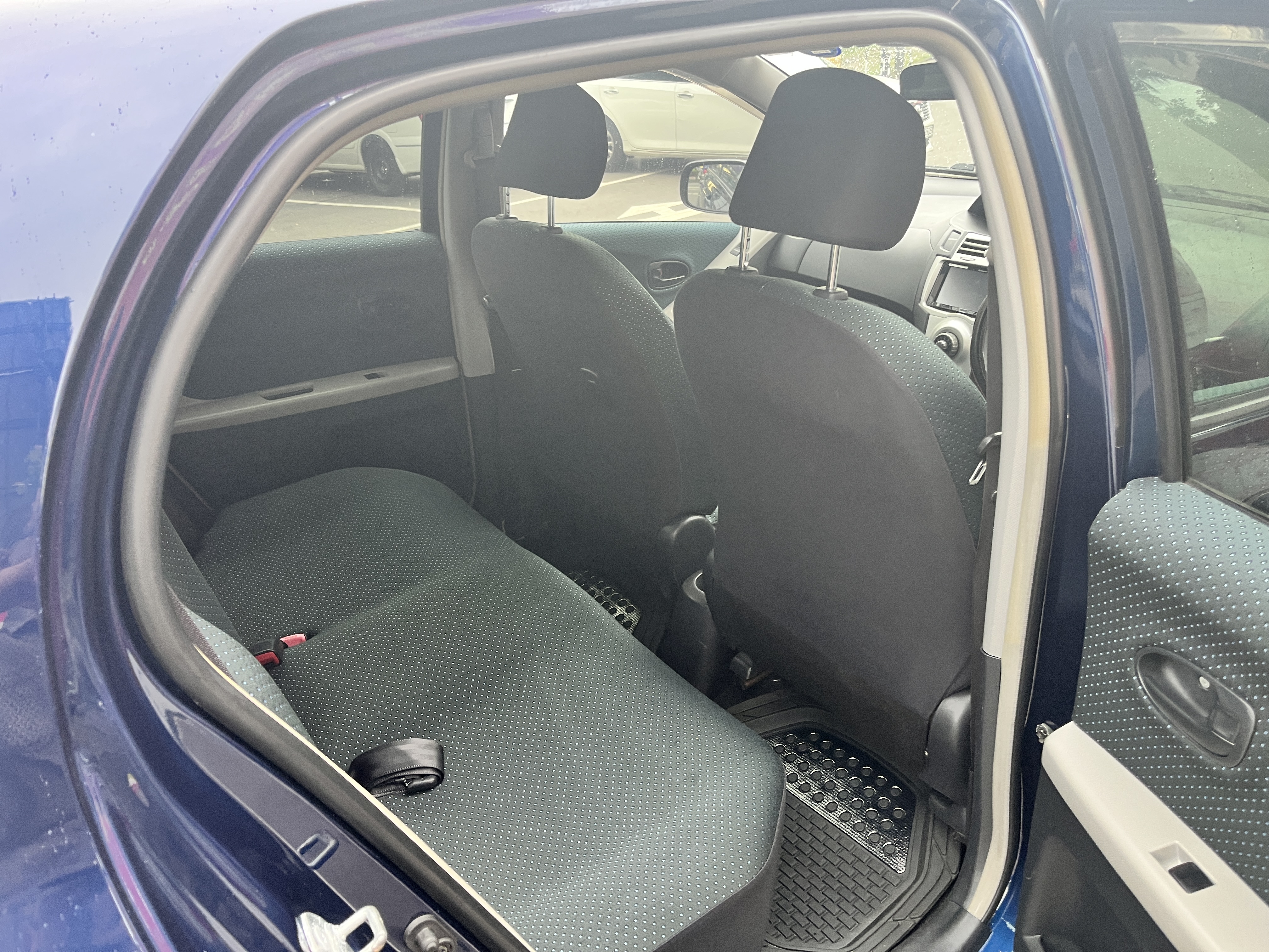 Toyota Vitz 2005 - Used Car sale in Sri Lanka - patpat.lk