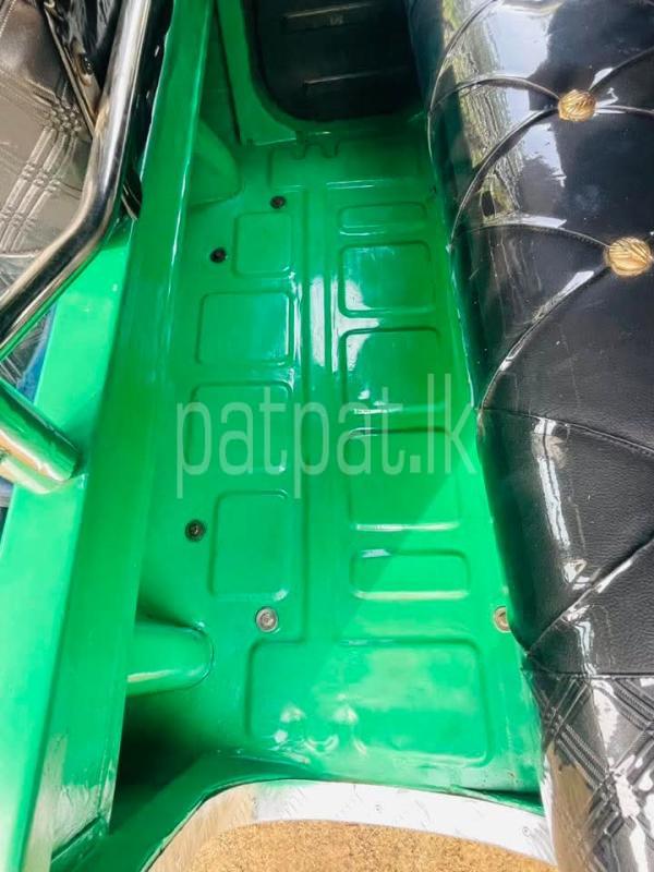 Advertisement image 6