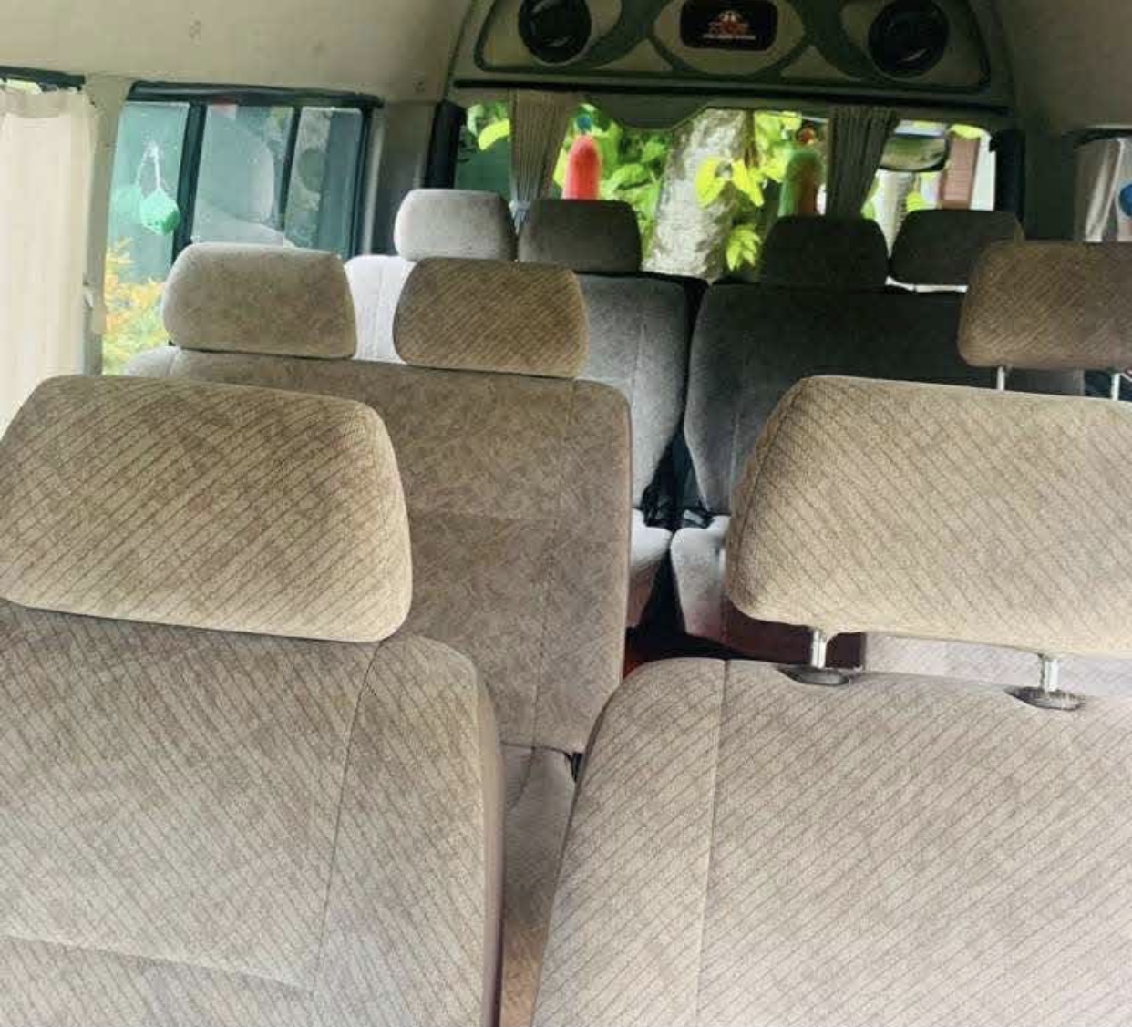 Toyota Hiace 2009 - භාවිතා කරන ලද වෑන් රථය sale in Sri Lanka - patpat.lk
