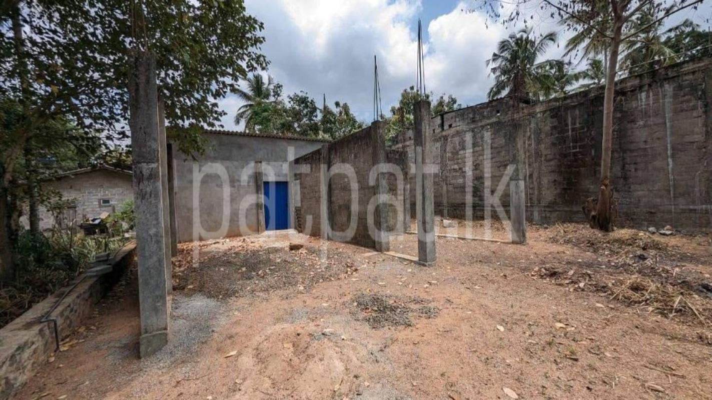 House for Sale in Veyangoda ads-image-1