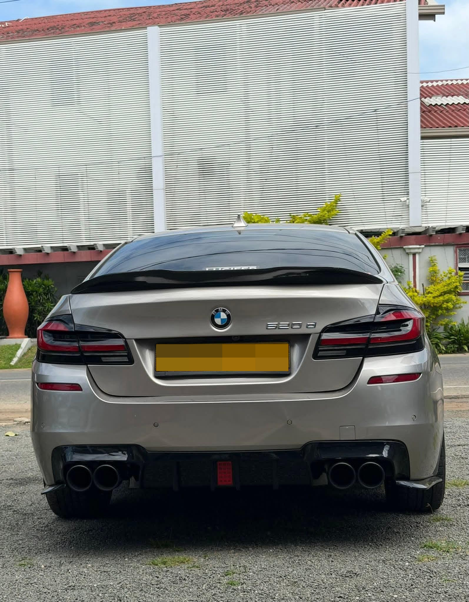 BMW 520D 2012 - பயன்படுத்தப்பட்டது கார் sale in Sri Lanka - patpat.lk