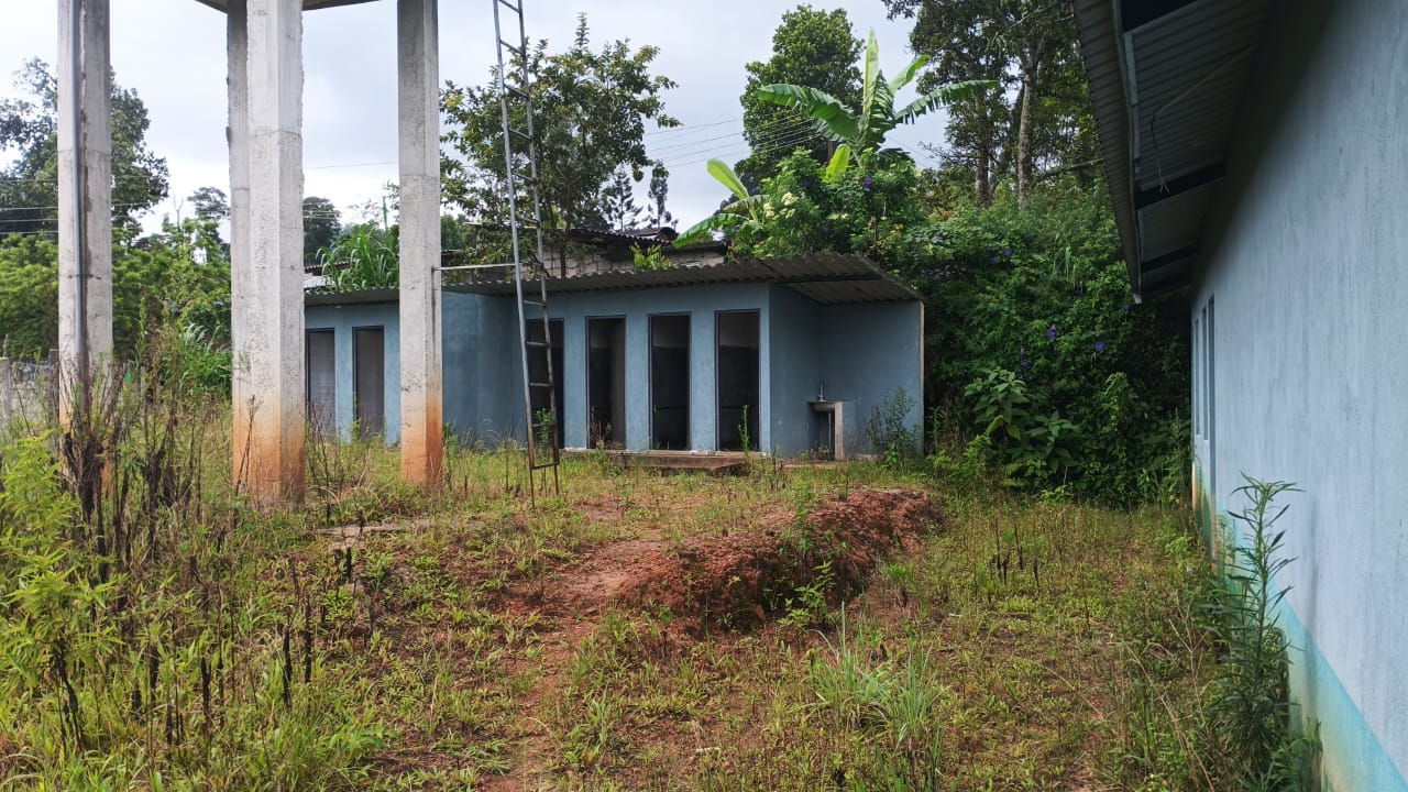 Building for Sale in Hatton