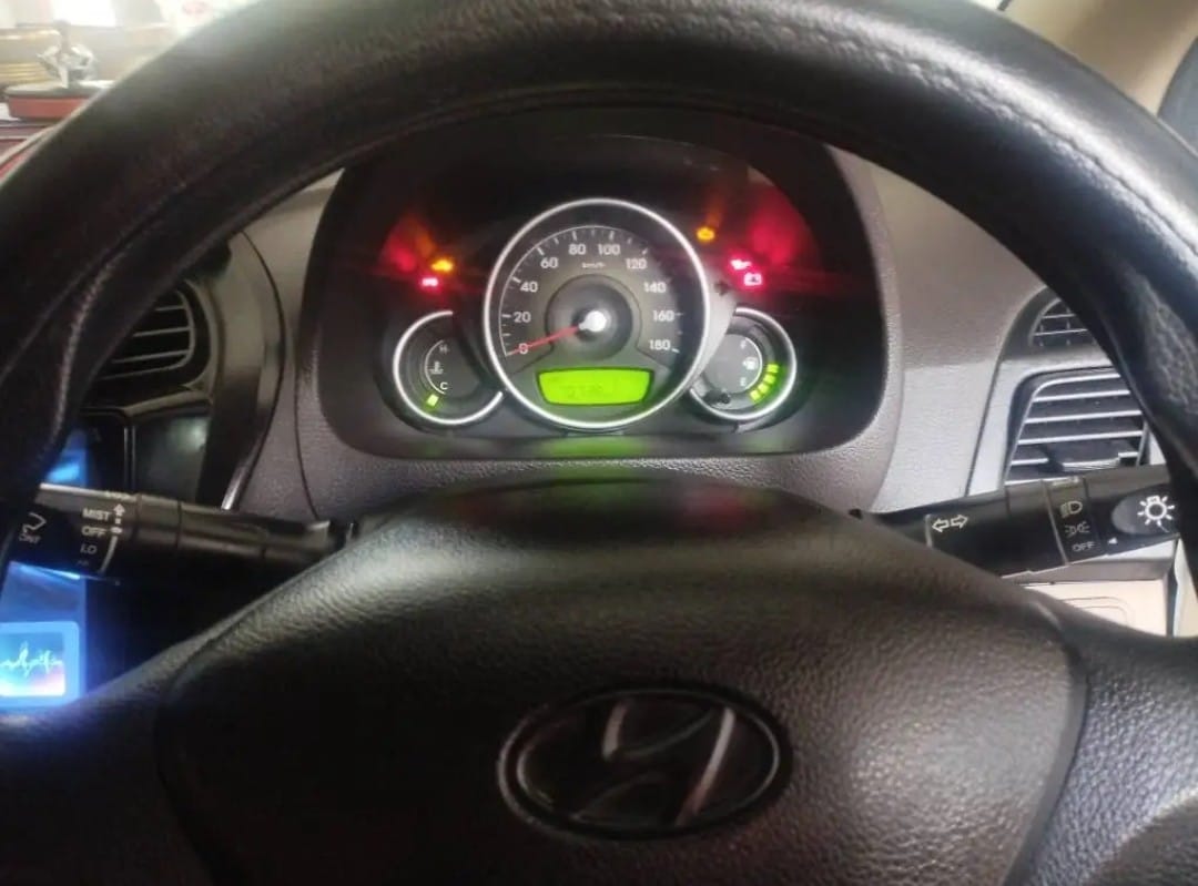 Hyundai Eon 2016 - භාවිතා කරන ලද කාර් sale in Sri Lanka - patpat.lk