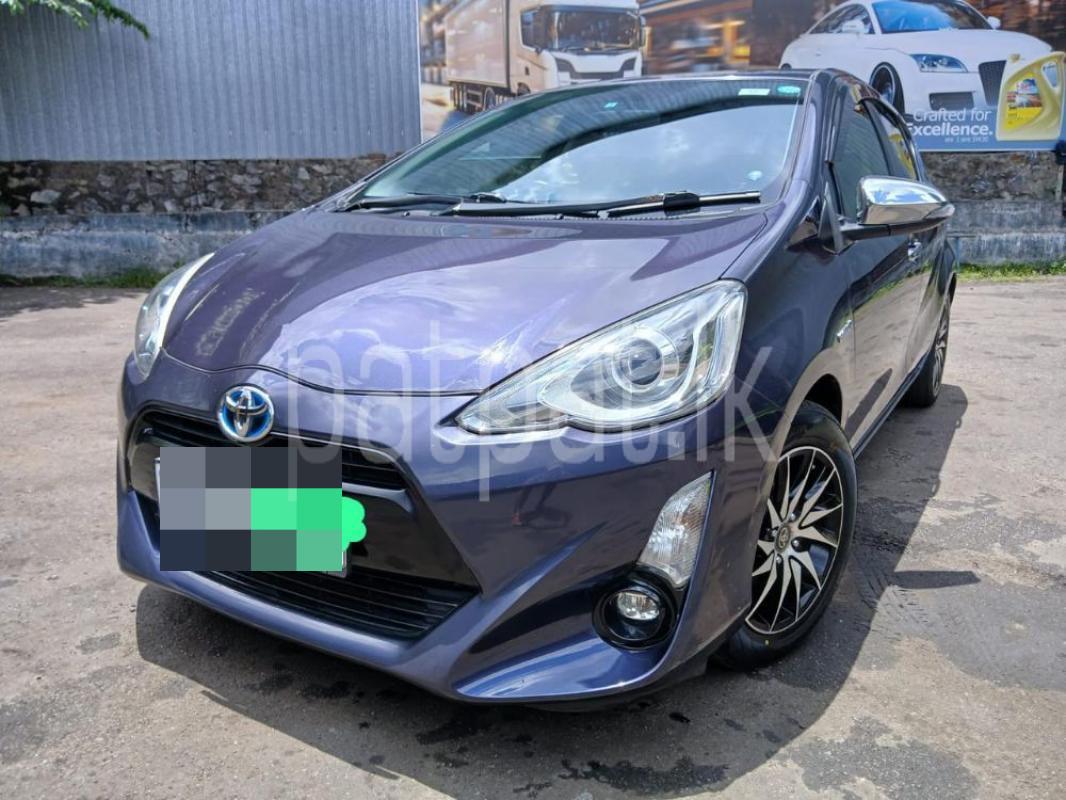 Toyota Aqua 2013 - பயன்படுத்தப்பட்டது கார் sale in Sri Lanka - patpat.lk
